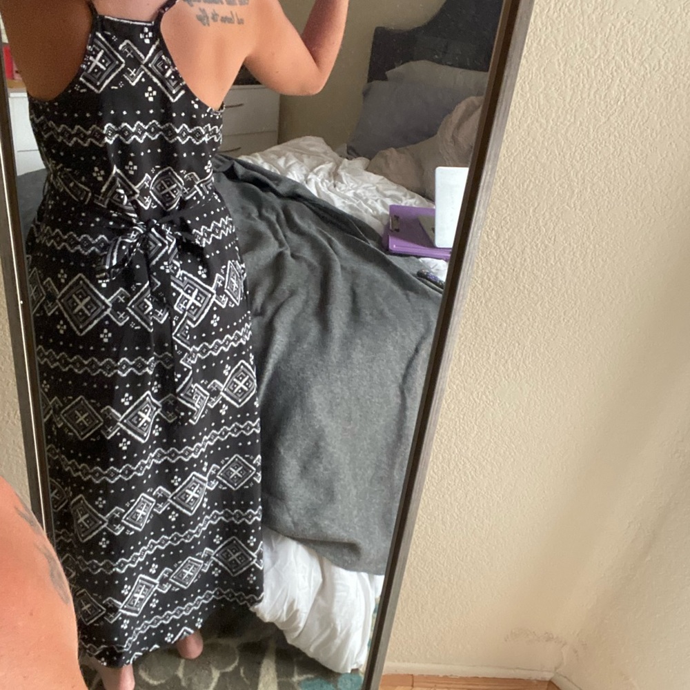 High-low patterned dress - Picture 2 of 4